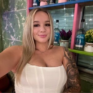 Meet your Posher, Melanie